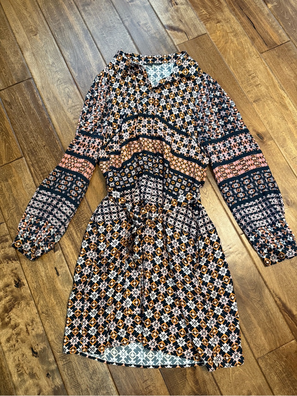 Caballero Printed Long-Sleeve Waist-Tie Dress in Black and Orange